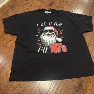 Santa ‘I do it for the ho’s’ black t-shirt